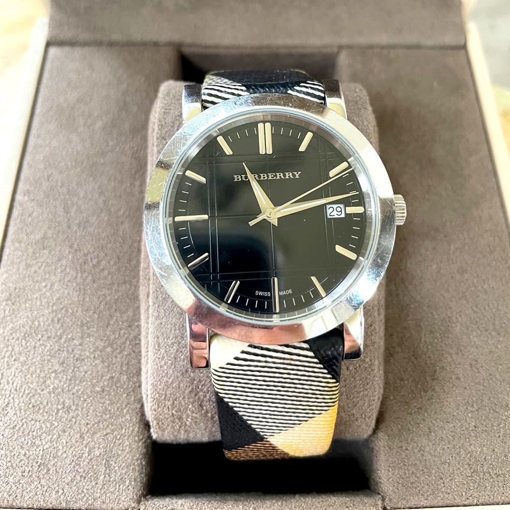 Burberry Nova Check Black Classic